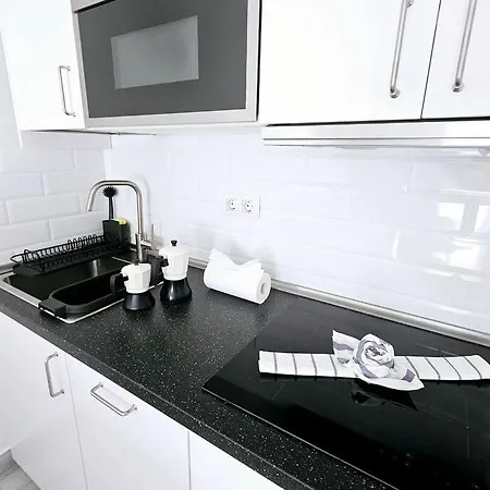 Topazio 12 * كوستا تاغيسي